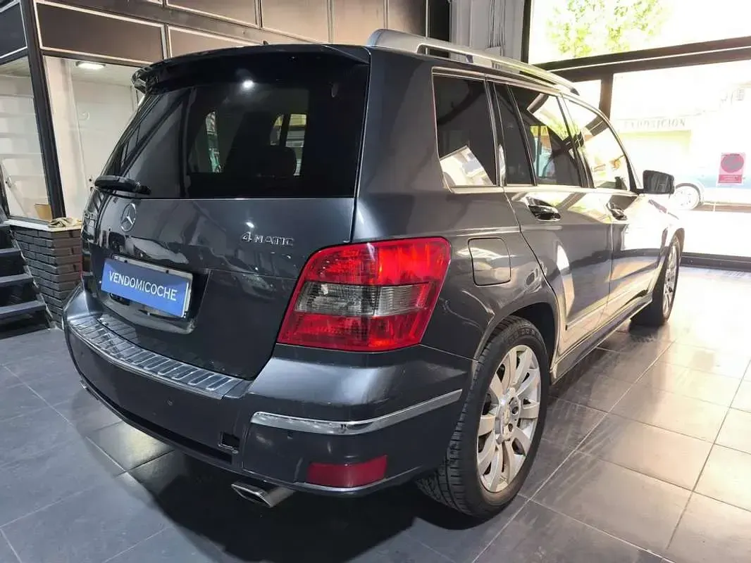 Usado Mercedes GLK220 Edition 170 CV (125 kW) 2012 Gris / plata SUV