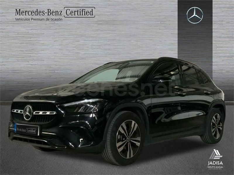 Usado Mercedes GLA200 163 CV (119 kW) 2024 Negro SUV