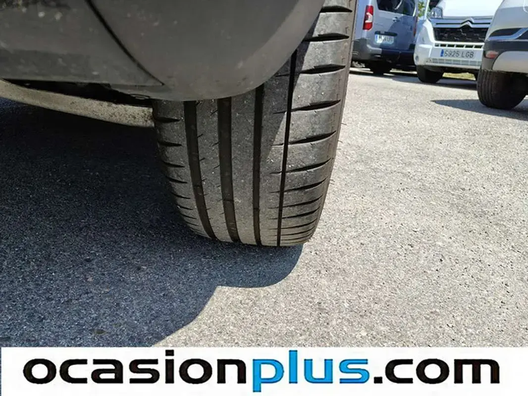 Usado Mercedes GLA250 Urban 211 CV (155 kW) 2017 Negro SUV