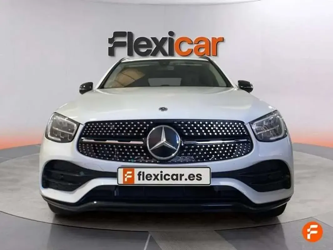 Usado Mercedes GLC220 170 CV (125 kW) 2022 Blanco SUV