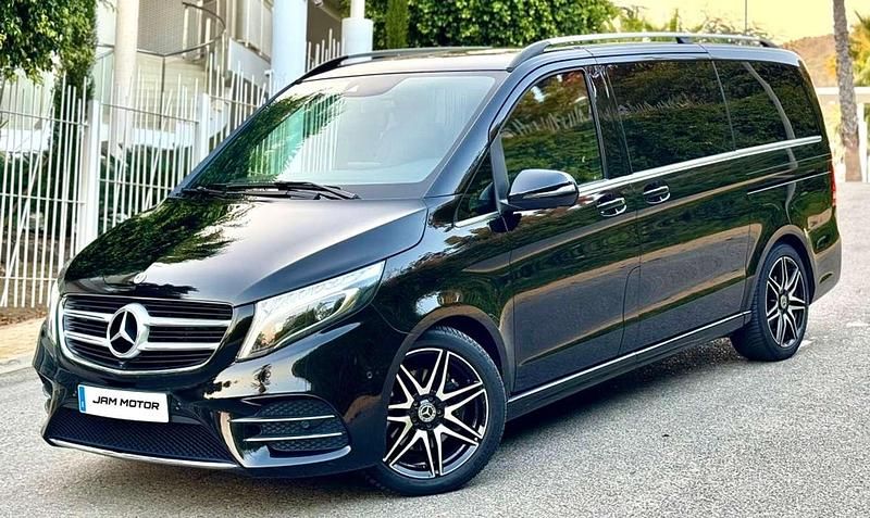 Negro Usado 2018 Mercedes V220 Exclusive Monovolumen | 59.900 € - Imagen 1/4