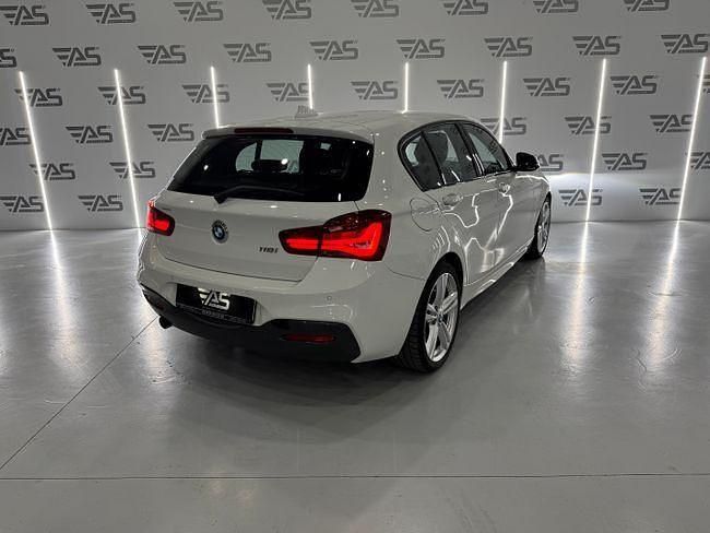 Usado BMW 118 136 CV (100 kW) 2018 Blanco Utilitario