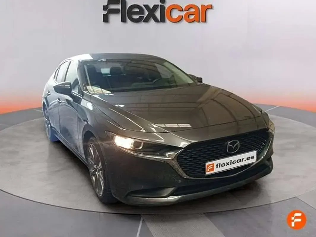 Usado Mazda 3 122 CV (89 kW) 2022 Negro Berlina