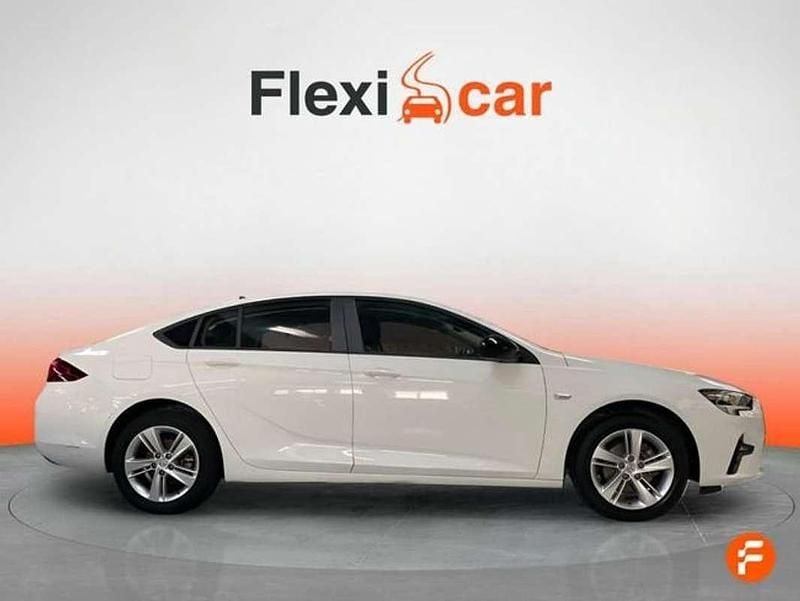 Blanco Usado 2021 Opel Insignia Edition Familiar | 12.790 € (Buen precio) - Imagen 1/1