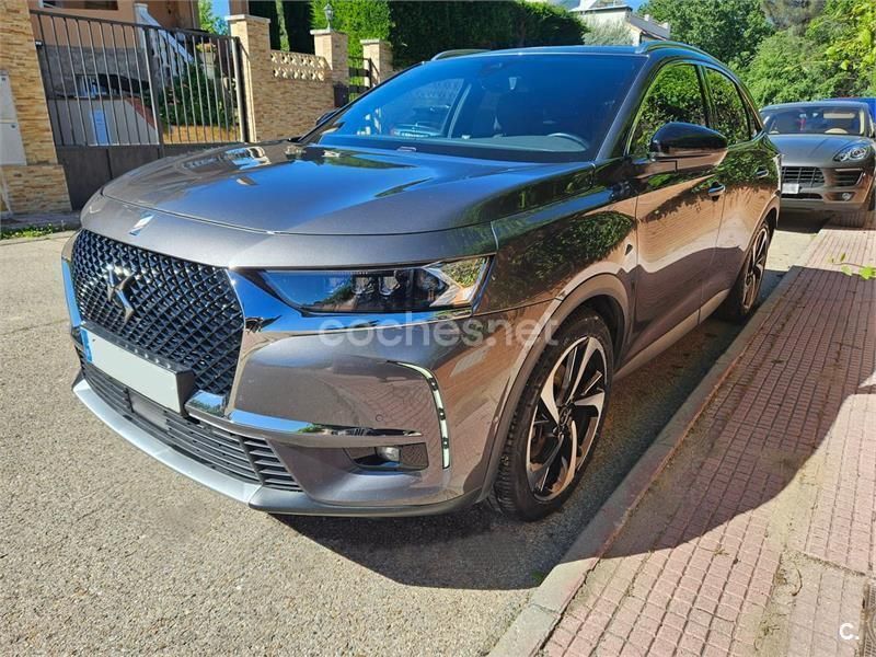 Gris / plata Usado 2022 DS Automobiles DS7 Crossback Opera SUV | 29.100 € (Caro) - Imagen 1/4