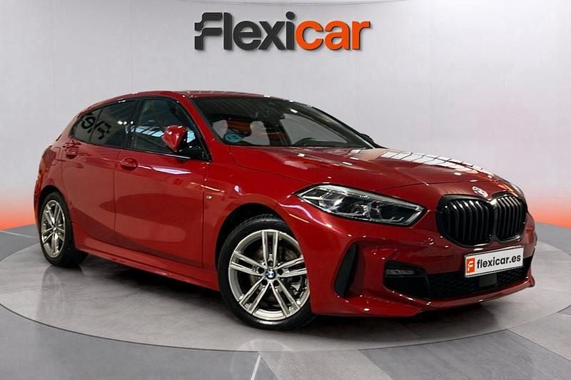 Rojo Usado 2024 BMW 118 Utilitario | 26.790 € (Buen precio) - Imagen 1/4