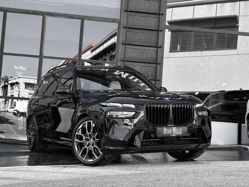 Negro Usado 2024 BMW X7 M Sport SUV | 109.900 € - Imagen 1/4