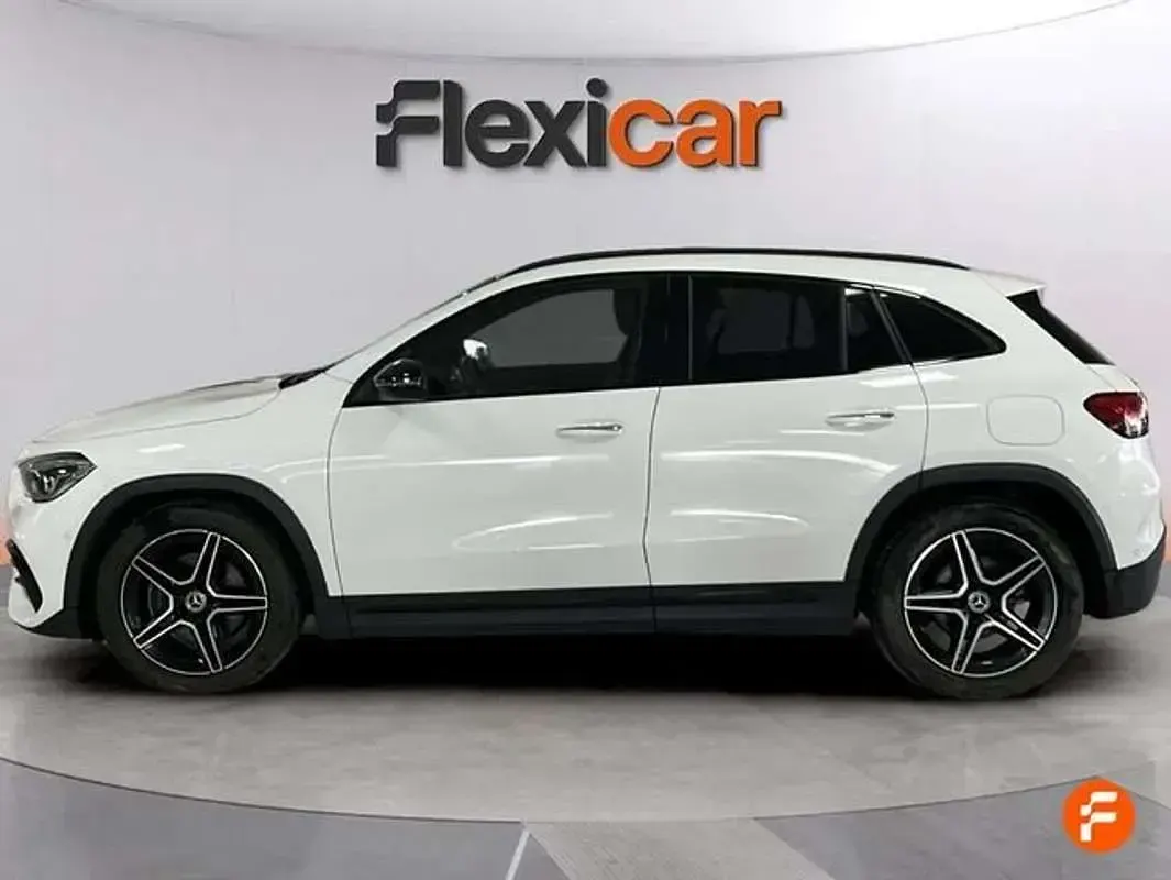 Usado Mercedes GLA200 150 CV (110 kW) 2020 Blanco SUV