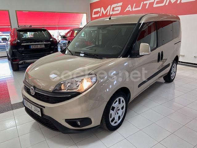 Beige Usado 2015 Fiat Doblò Easy Monovolumen | 10.900 € (Un poco caro) - Imagen 1/4