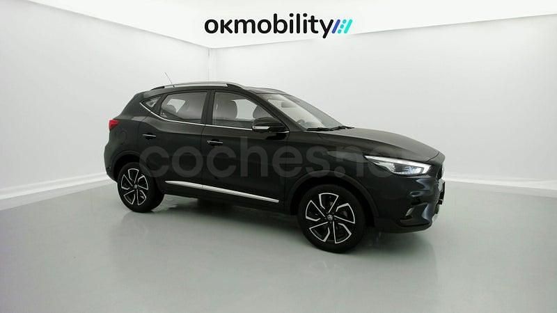 Usado MG ZS Luxury 111 CV (81 kW) 2023 Negro SUV