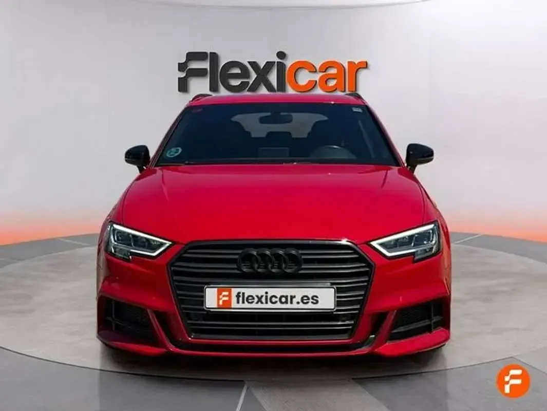 Usado Audi A3 Sportback S-Line 150 CV (110 kW) 2019 Rojo Utilitario