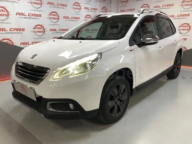 Usado Peugeot 2008 Style 100 CV (73 kW) 2015 Blanco SUV