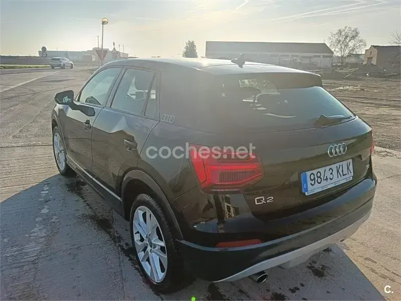 Usado Audi Q2 Sport 116 CV (85 kW) 2018 Negro SUV