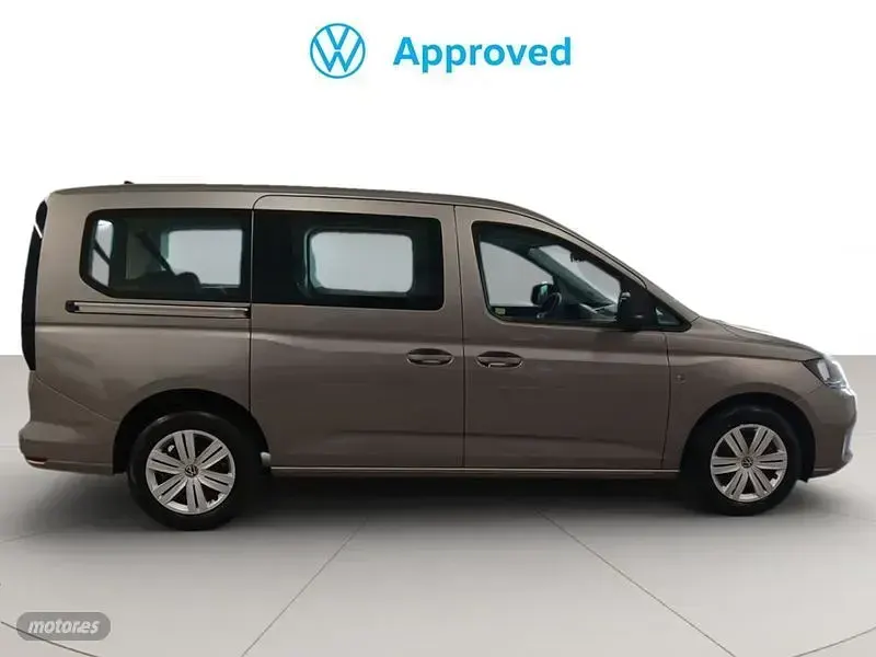 Usado VW Caddy 102 CV (75 kW) 2025 Beige Monovolumen