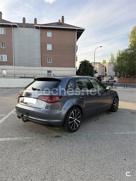 Usado Audi A3 Ambition 150 HP (110 kW) 2013 Cinzento Sedan