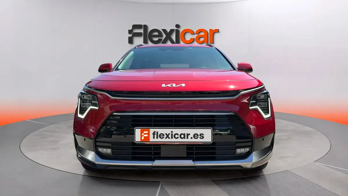 Usado Kia Niro 141 CV (103 kW) 2022 Rojo SUV