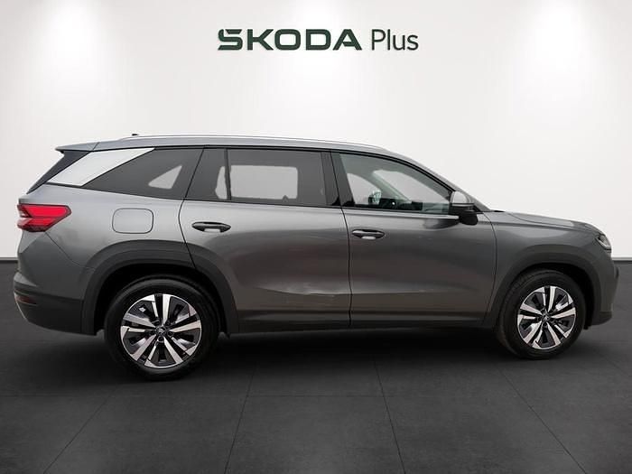 Usado Skoda Kodiaq Selection 150 CV (110 kW) 2025 Gris SUV