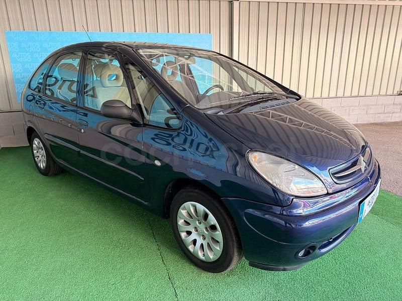 Usado Citroën Xsara Picasso 90 CV (66 kW) 2003 Azul Monovolumen