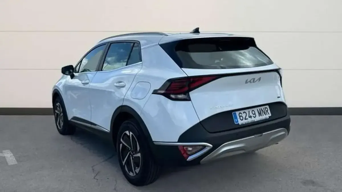 Usado Kia Sportage 230 CV (169 kW) 2024 Blanco SUV