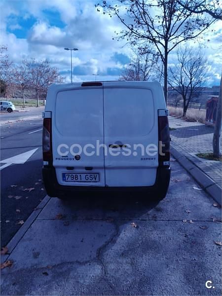 Usado Peugeot Bipper Access 75 CV (55 kW) 2010 Blanco Monovolumen