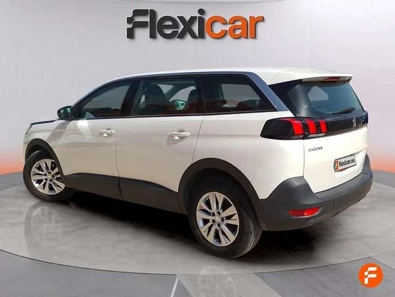 Usado Peugeot 5008 Active 131 HP (96 kW) 2022 Branco SUV