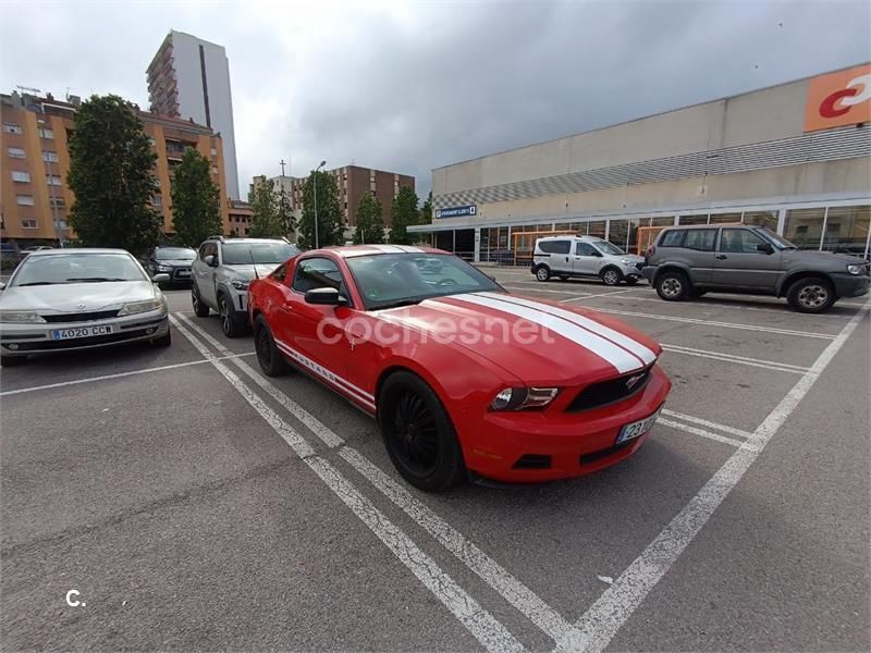 Rojo Usado 2015 Ford Mustang Fastback Coupe | 22.900 € - Imagen 1/4