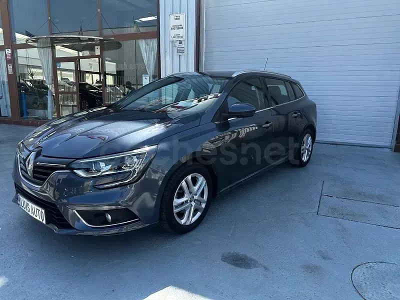 Usado Renault Mégane GT Line GT-Line 115 CV (84 kW) 2020 Gris / plata Familiar