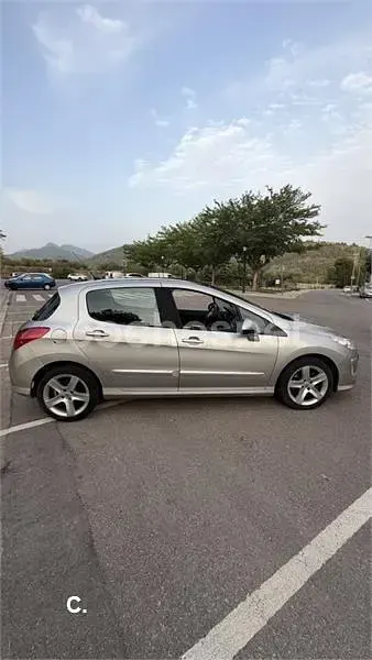 Usado Peugeot 308 Premium 136 CV (100 kW) 2009 Gris / plata Berlina