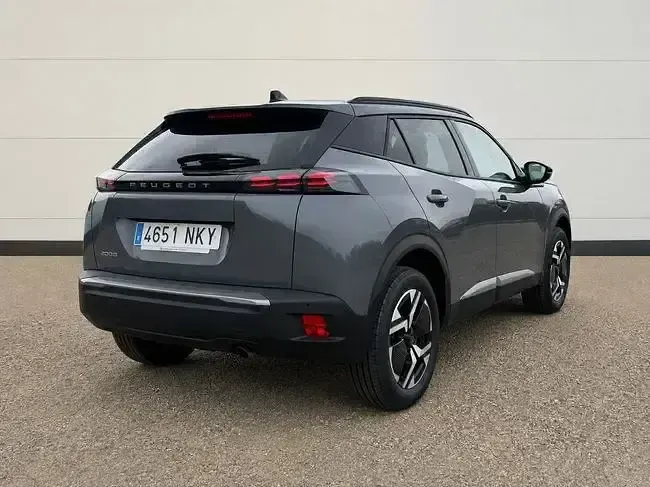 Nuevo Peugeot 2008 Allure Turbo 100 CV (73 kW) 2026 Gris SUV