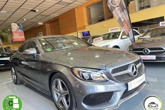Usado Mercedes 220 170 CV (125 kW) 2018 Coupe