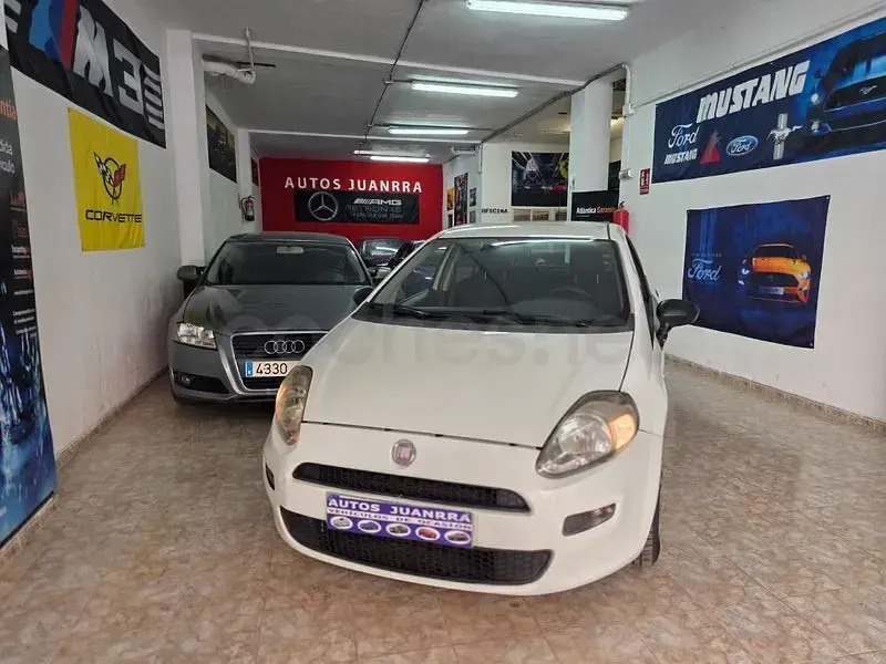 Usado Fiat Punto Easy 75 CV (55 kW) 2012 Blanco Utilitario