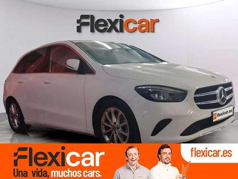 Usado Mercedes B180 136 CV (100 kW) 2021 Blanco Monovolumen
