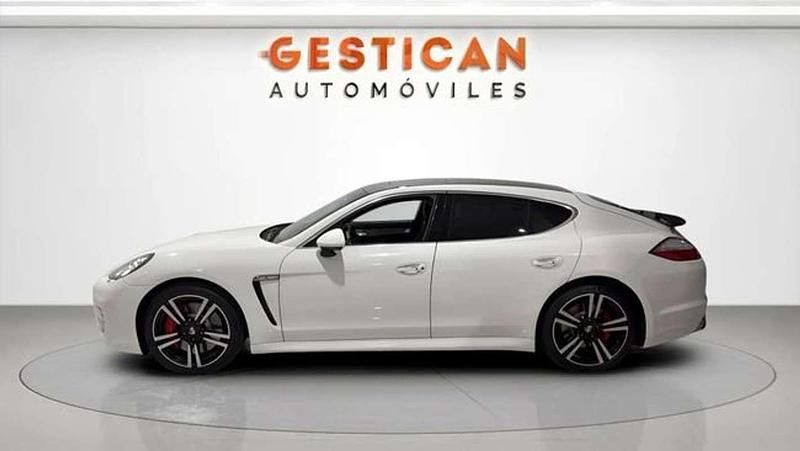 Usado Porsche Panamera Turbo 500 CV (367 kW) 2011 Blanco Berlina