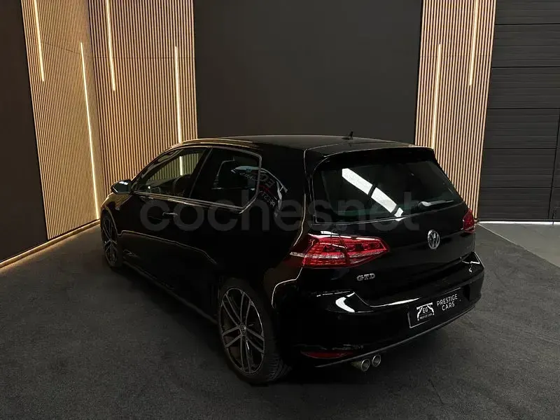 Usado VW Golf VII GTD 184 CV (135 kW) 2015 Negro Berlina
