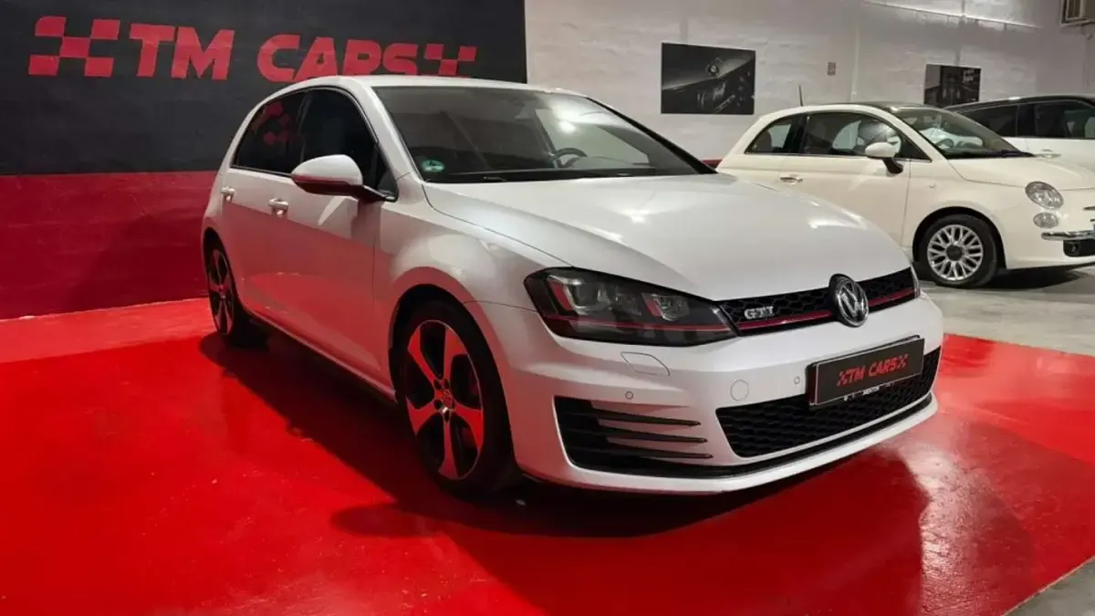 Usado VW Golf VII GTI 230 CV (169 kW) 2016 Blanco Utilitario