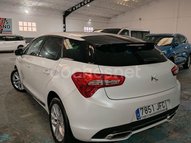 Usado DS Automobiles DS5 Design 120 CV (88 kW) 2015 Blanco Utilitario