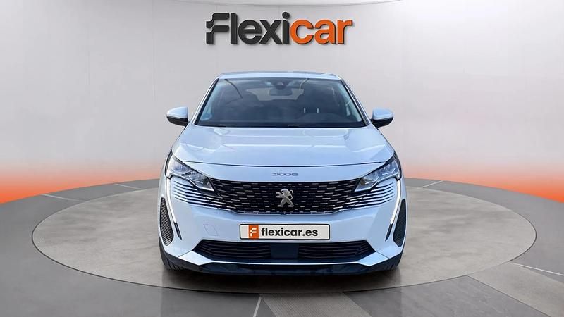 Usado Peugeot 3008 Active 130 CV (95 kW) 2021 Blanco SUV
