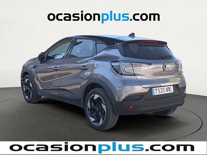 Usado Renault Captur Techno 140 CV (102 kW) 2024 Gris SUV