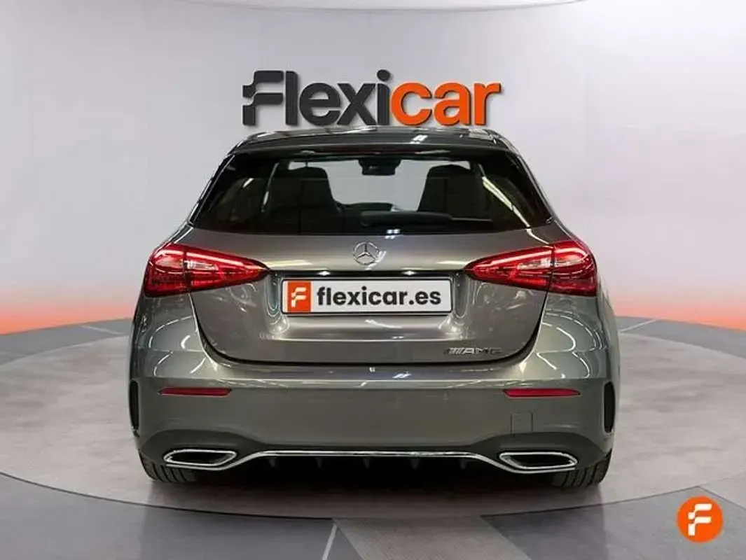 Usado Mercedes A250 218 CV (160 kW) 2022 Gris Berlina