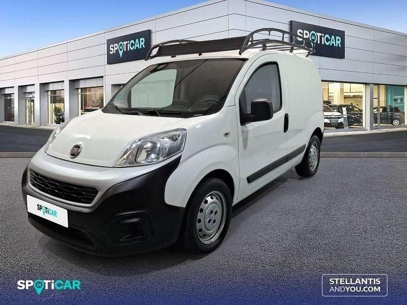 Blanco Usado 2021 Fiat Fiorino Monovolumen | 10.850 € (Buen precio) - Imagen 1/4