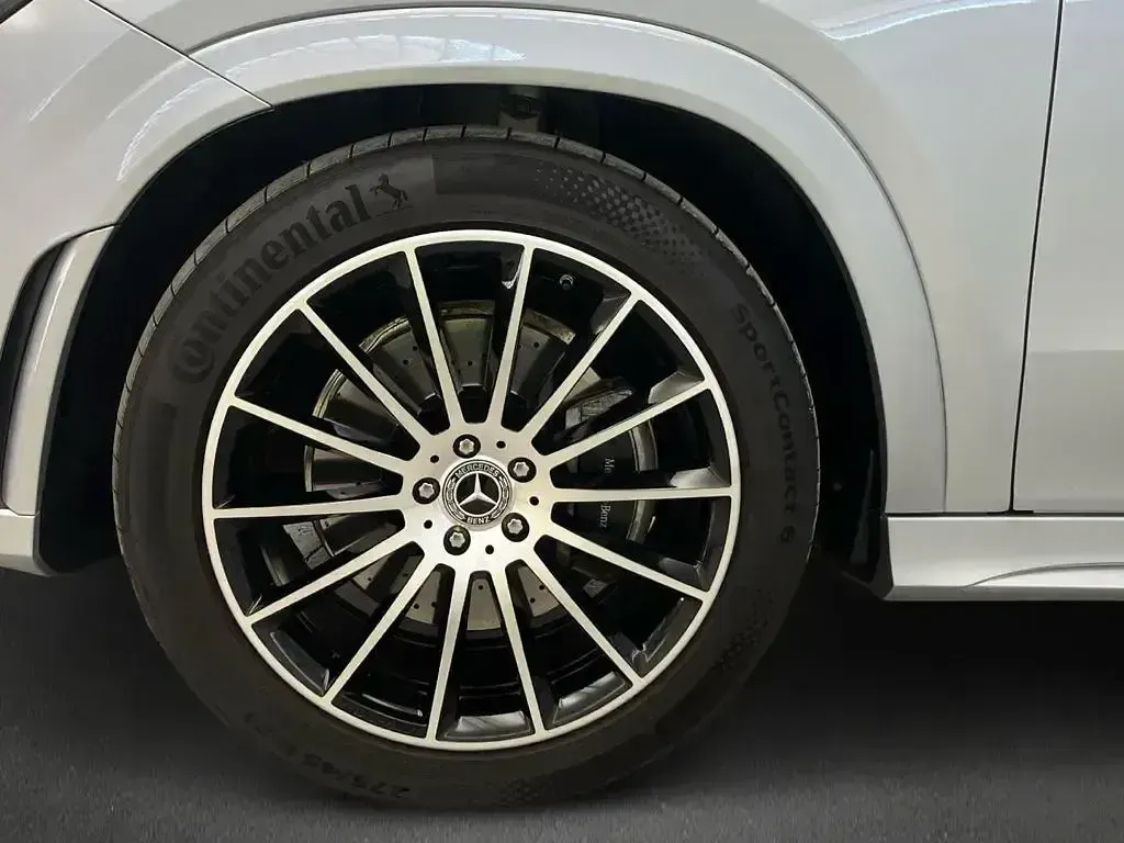 Usado Mercedes GLE300 AMG line 272 CV (200 kW) 2023 Gris SUV