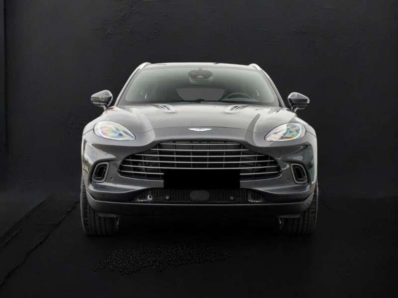 Gris Nuevo 2024 Aston Martin DBX SUV | 169.000 € (Precio justo) - Imagen 1/4