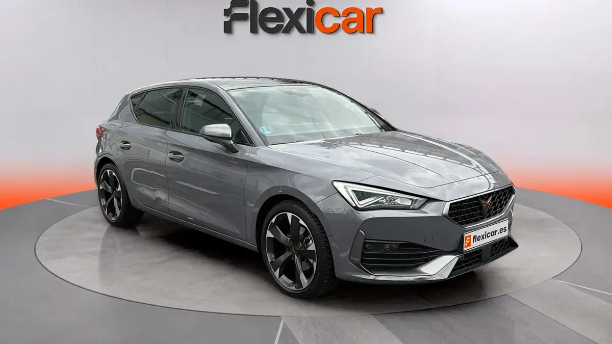 Usado Cupra Leon 150 CV (110 kW) 2024 Berlina