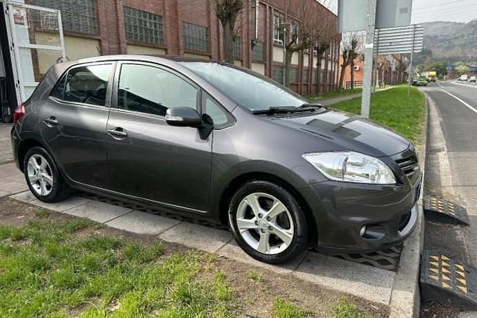 Usado Toyota Auris Active 126 CV (92 kW) 2010 Utilitario