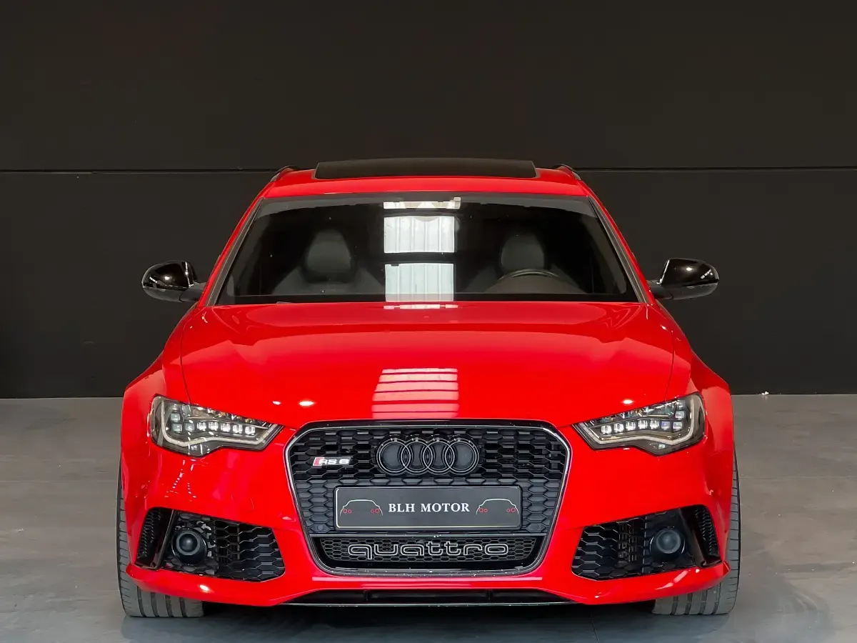 Usado Audi RS6 560 CV (411 kW) 2014 Rojo Familiar