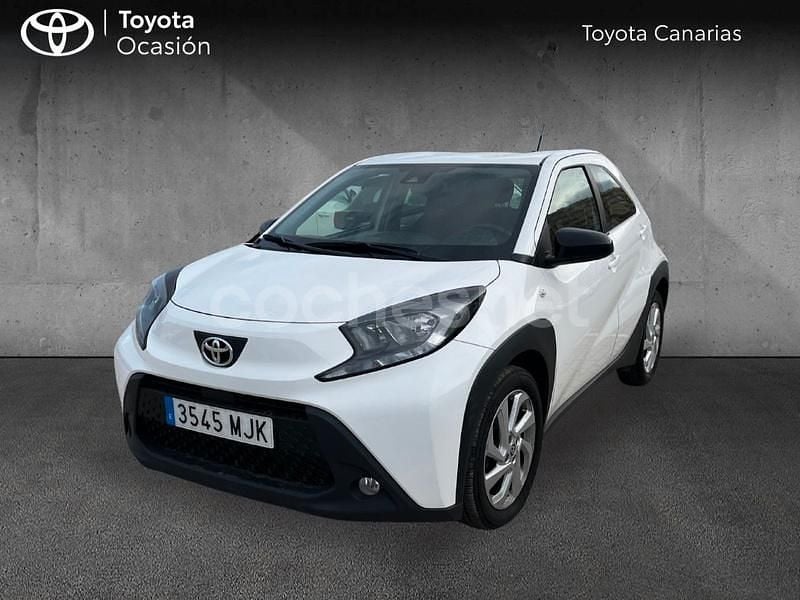 Blanco Usado 2023 Toyota Aygo X Play SUV | 12.000 € (Buen precio) - Imagen 1/1