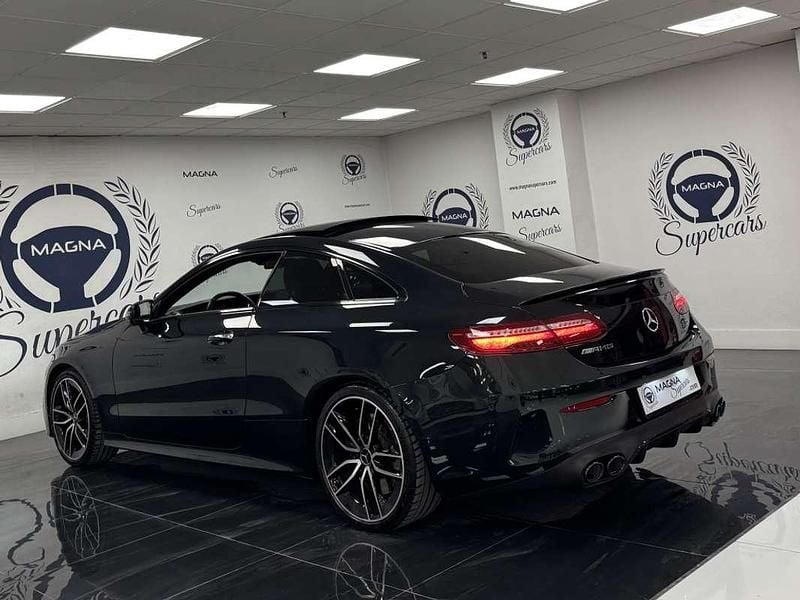 Usado Mercedes E53 AMG AMG 435 CV (319 kW) 2019 Verde Coupe