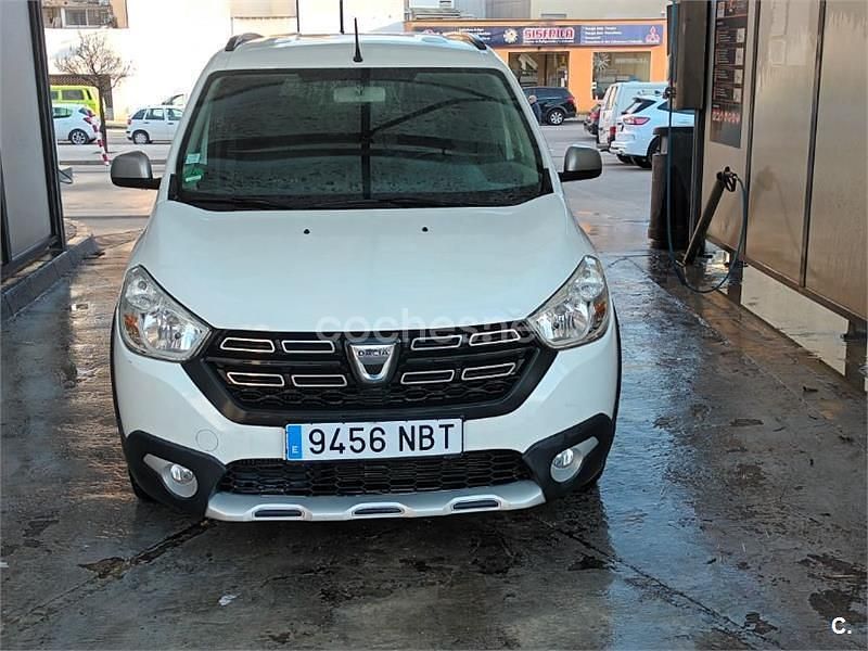 Usado Dacia Lodgy Stepway 102 CV (75 kW) 2018 Blanco Monovolumen