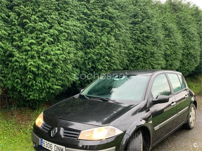 Usado Renault Mégane II Dynamique 115 CV (84 kW) 2005 Negro Berlina