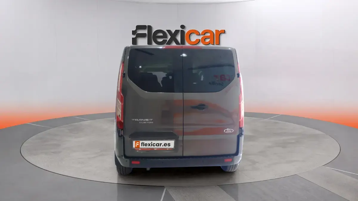 Usado Ford Transit Custom Trend 150 CV (110 kW) 2023 Gris Van